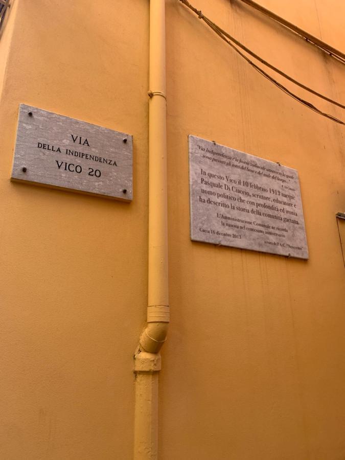 Casetta Blue House Gaeta Via Dell'Indipendenza Eksteriør bilde
